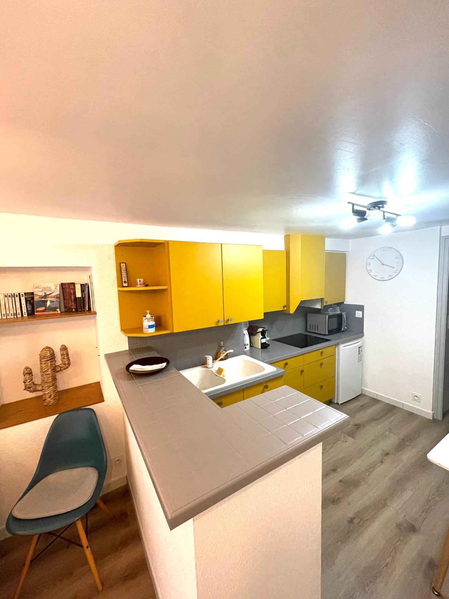 Appartement Dans Le Quartier Recherche Du Moure กูลิอูร์ ภายนอก รูปภาพ